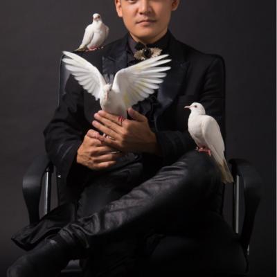 11 Magician Aaron Pang